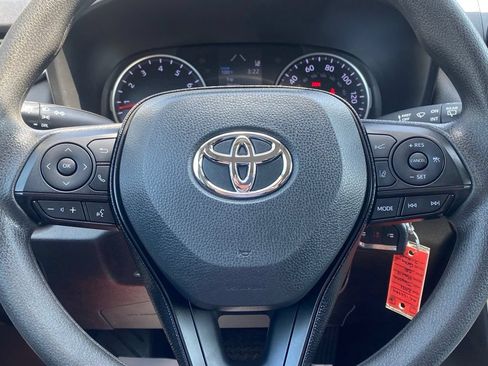 Used 2021 Toyota RAV4 LE w/ Carpet Mat Package (TMS) FWD image 24