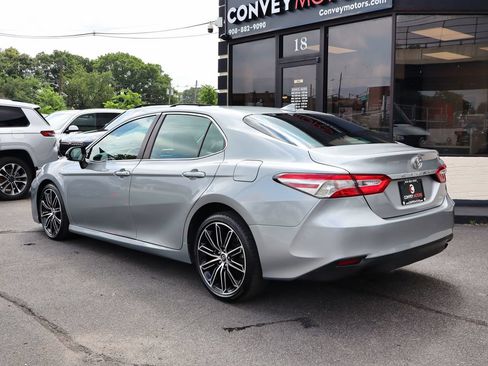 Used 2020 Toyota Camry LE FWD image 6