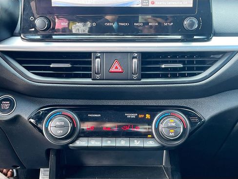Certified 2023 Kia Forte GT-Line FWD image 25