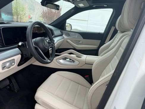 Certified 2025 Mercedes-Benz GLE 450e 4MATIC image 4