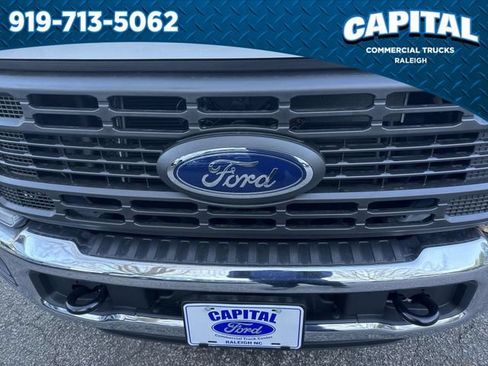 New 2026 Ford F250 XL w/ XL Chrome Package RWD image 12