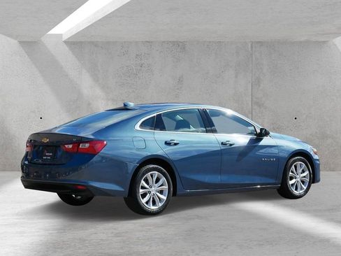 Used 2024 Chevrolet Malibu LT FWD image 3