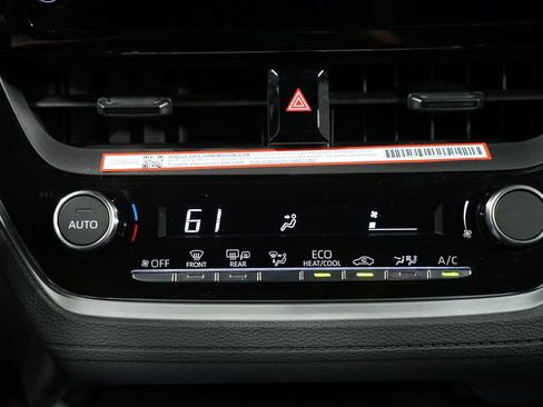 Certified 2026 Toyota Corolla Cross LE FWD image 20