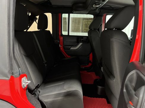 Used 2015 Jeep Wrangler Unlimited Sport w/ Quick Order Package 24S image 19