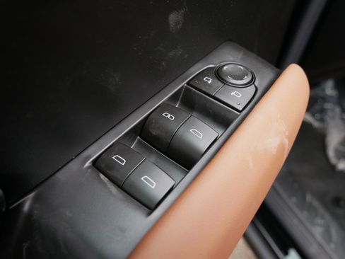 New 2026 GMC Canyon AT4 image 16