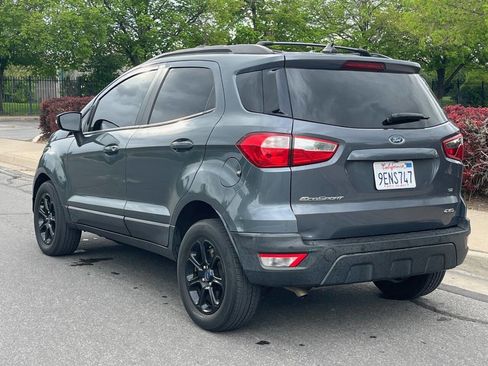 Used 2018 Ford EcoSport SE w/ SE Convenience Package image 3