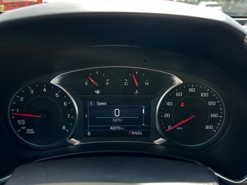 Used 2024 Chevrolet Equinox LT AWD/4WD image 13