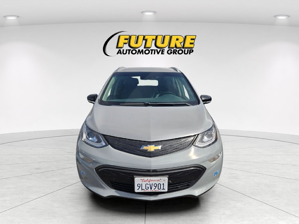 Used 2020 Chevrolet Bolt Premier w/ Infotainment Package FWD image 2