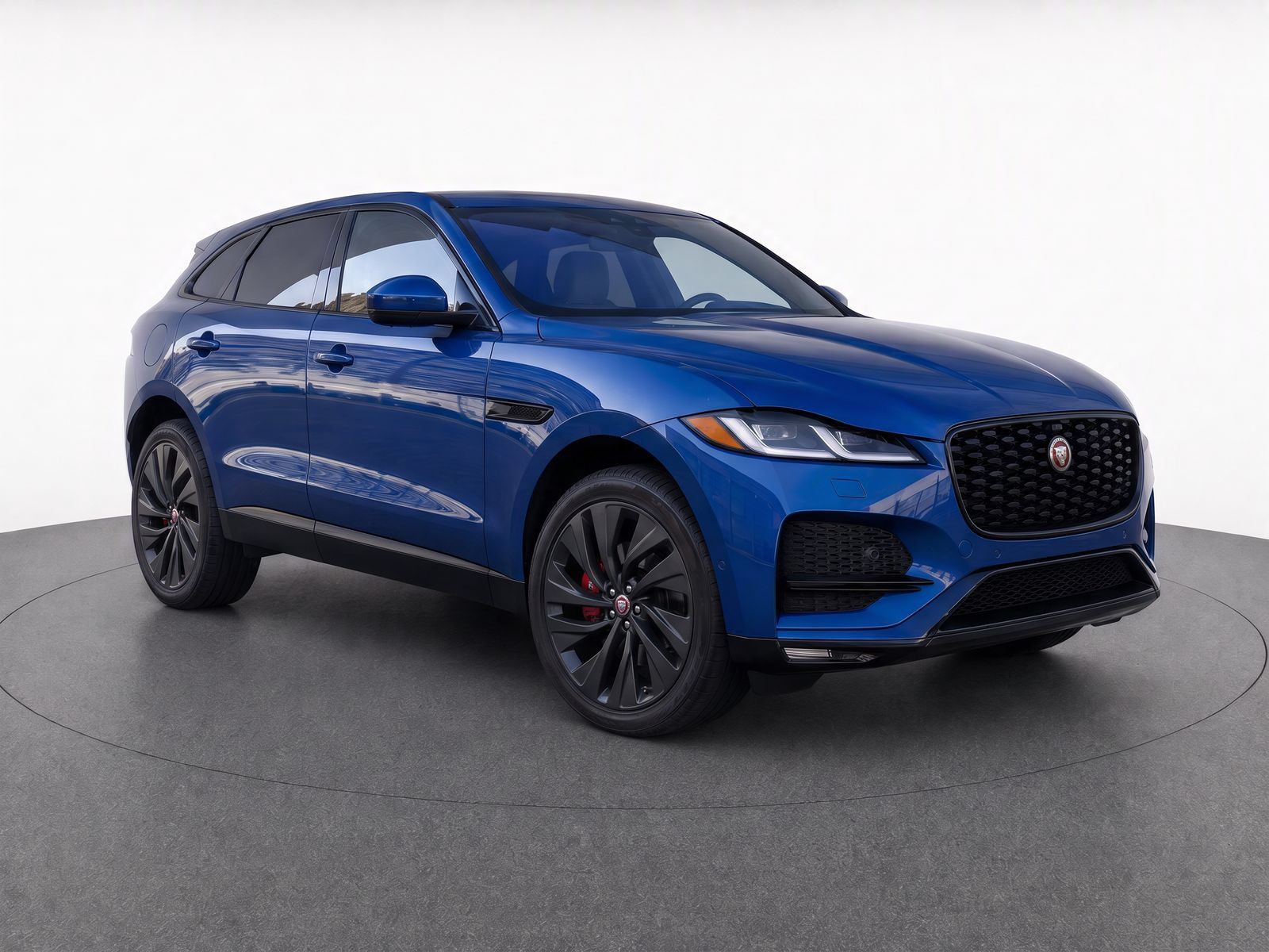 Used 2022 Jaguar F-PACE S AWD/4WD image 2