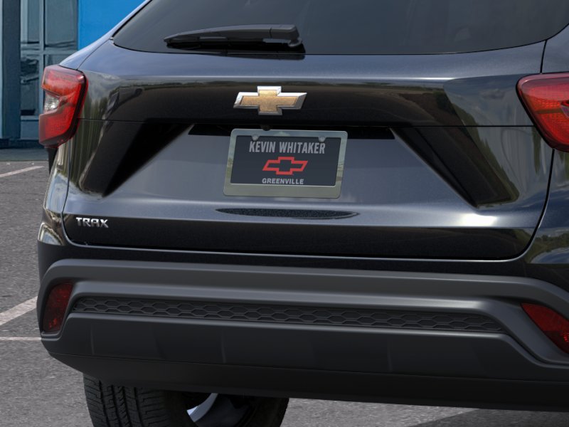 New 2026 Chevrolet Trax LS w/ LS Convenience Package FWD image 14