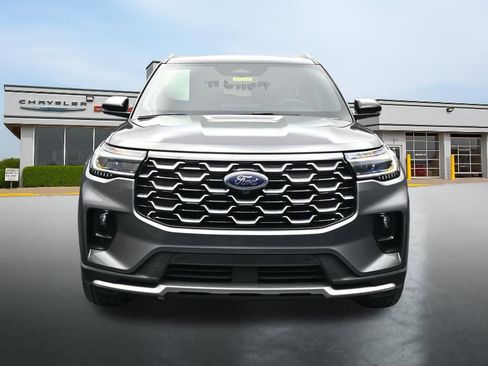 Used 2025 Ford Explorer Platinum w/ LUX Leather Package AWD/4WD image 8