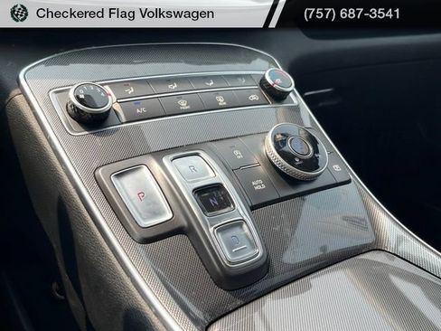 Used 2023 Hyundai Santa Fe SE AWD/4WD image 39