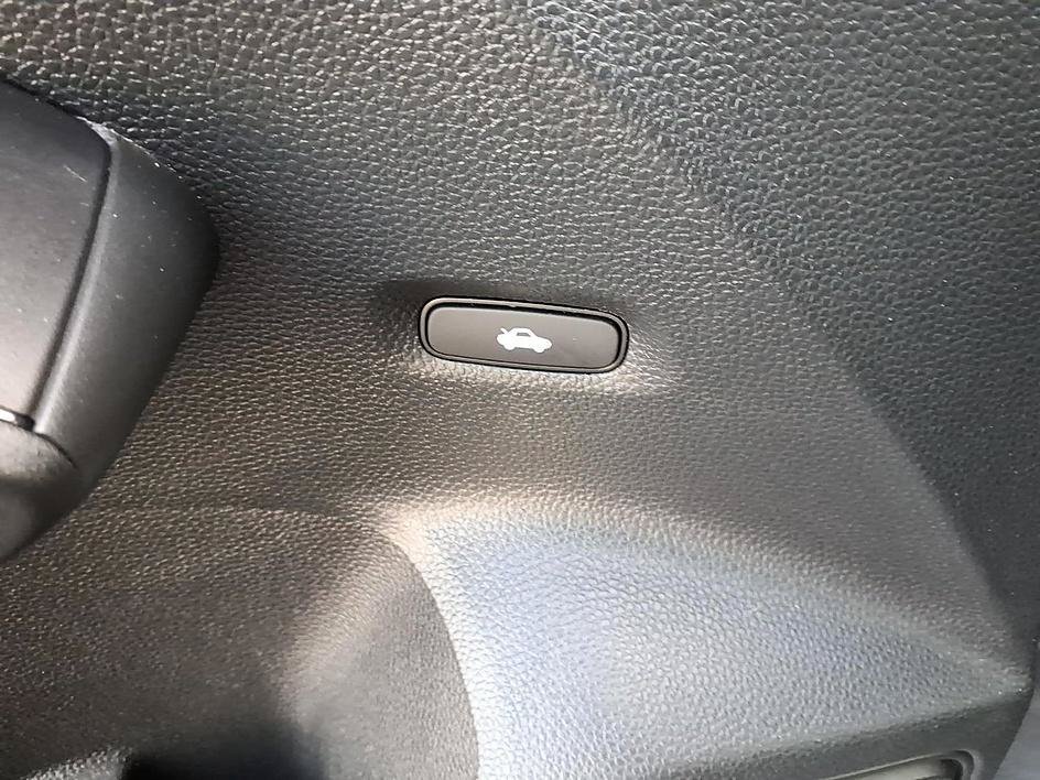 Certified 2025 Honda Civic Sport image 13