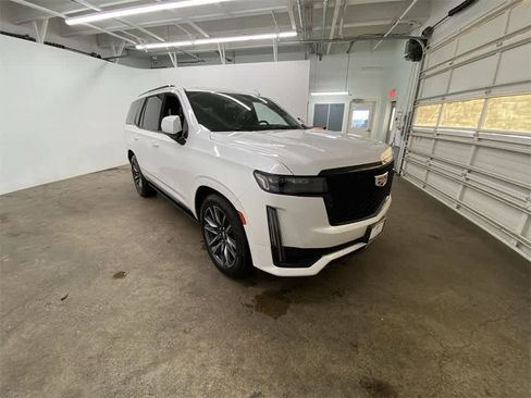 Used 2021 Cadillac Escalade Sport Platinum image 8