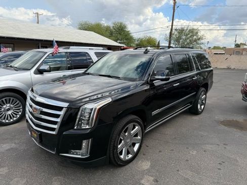 Used 2016 Cadillac Escalade ESV Premium image 15