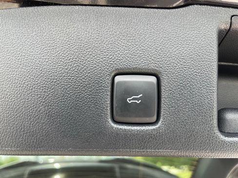 Used 2024 Ford Escape ST-Line w/ Tech Pack #1 AWD/4WD image 11