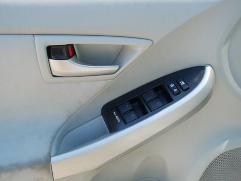 Used 2013 Toyota Prius Three FWD image 16