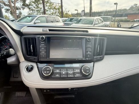 Used 2016 Toyota RAV4 XLE w/ Convenience Package FWD image 15