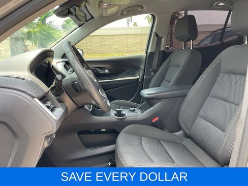 Used 2024 GMC Terrain SLE w/ LPO, Floor Liner Package FWD image 4