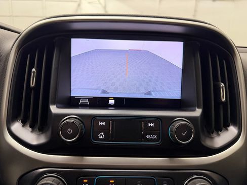 Used 2019 Chevrolet Colorado ZR2 AWD/4WD image 28