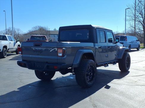 Used 2022 Jeep Gladiator Willys image 3