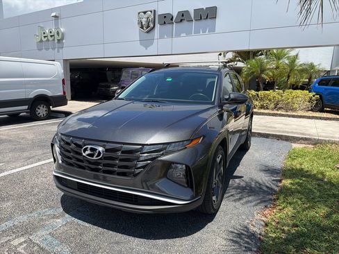 Used 2022 Hyundai Tucson SEL w/ Convenience Package FWD image 6