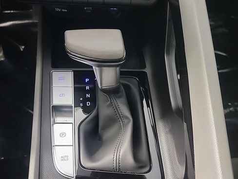 Used 2023 Hyundai Elantra SEL w/ Convenience Package image 33