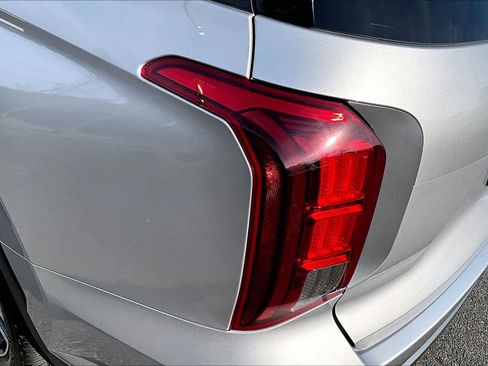 Used 2024 Hyundai Palisade Limited image 28