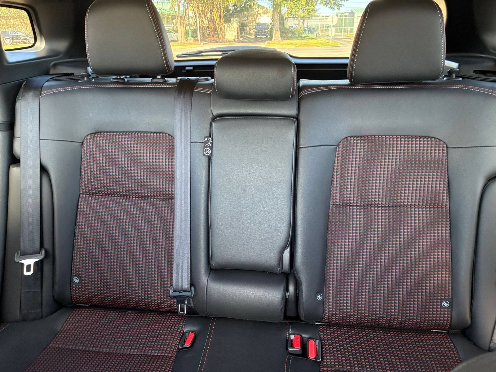 Used 2026 Nissan Kicks SR FWD image 36