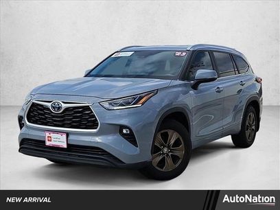Used 2023 Toyota Highlander Bronze Edition