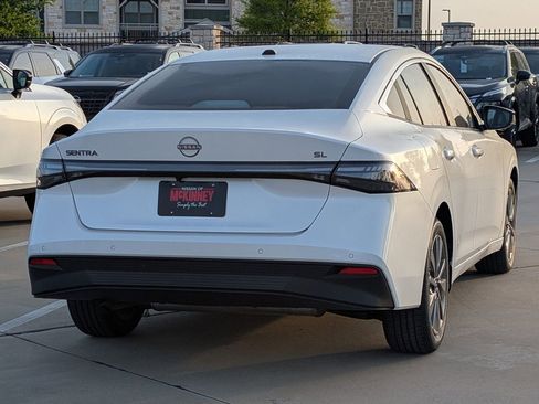 New 2026 Nissan Sentra SL FWD image 4