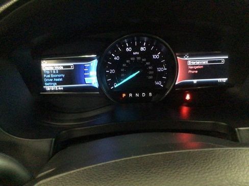 Used 2017 Ford Explorer Limited AWD/4WD image 19