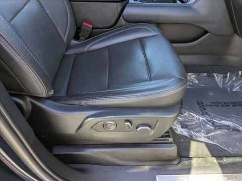 Used 2021 GMC Yukon XL Denali w/ Denali Ultimate Package image 16