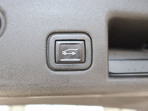 Certified 2020 Chevrolet Equinox LT image 30