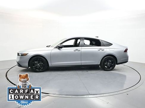 Used 2025 Honda Accord SE image 8
