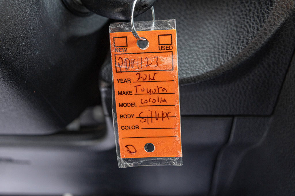 Used 2015 Toyota Corolla LE FWD image 21