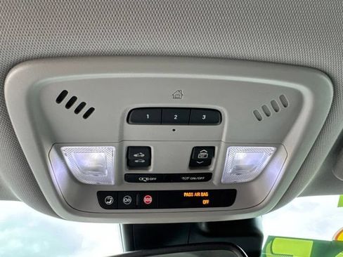 Used 2018 Chevrolet Malibu LT w/ Driver Confidence Package FWD image 22