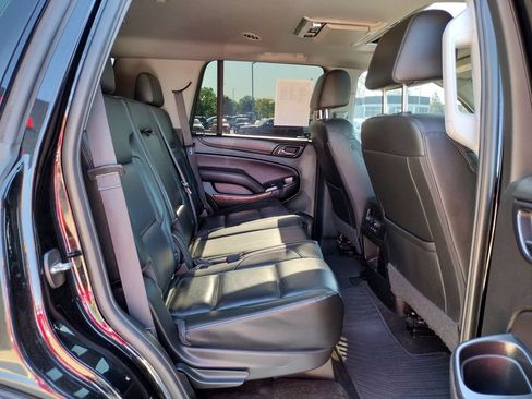 Used 2018 Chevrolet Tahoe Premier AWD/4WD image 12