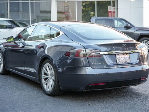 Used 2018 Tesla Model S 75D image 7