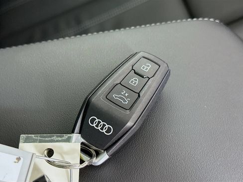 Used 2025 Audi Q5 Premium Plus w/ Premium Plus AWD/4WD image 47