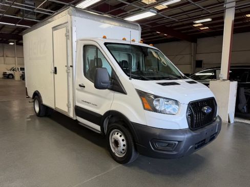 Used 2022 Ford Transit 350 DRW RWD image 6