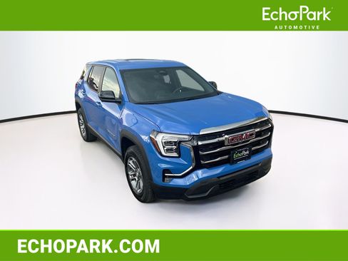 Used 2025 GMC Terrain Elevation w/ Technology Package II AWD/4WD image 1