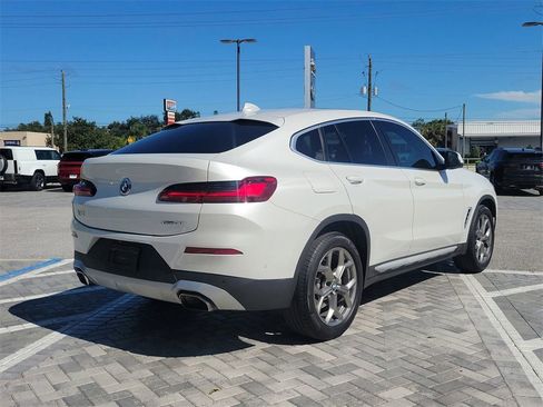 Used 2024 BMW X4 xDrive30i w/ Parking Assistance Package image 5