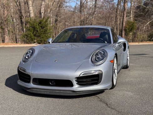 Used 2014 Porsche 911 Turbo S AWD/4WD image 3