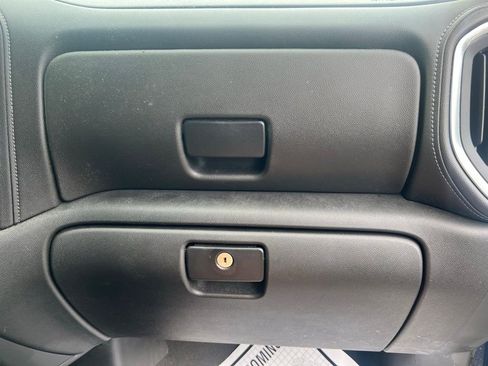 Used 2022 Chevrolet Silverado 1500 LT image 18