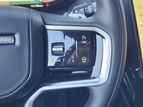 Used 2026 Land Rover Range Rover Sport SE image 30