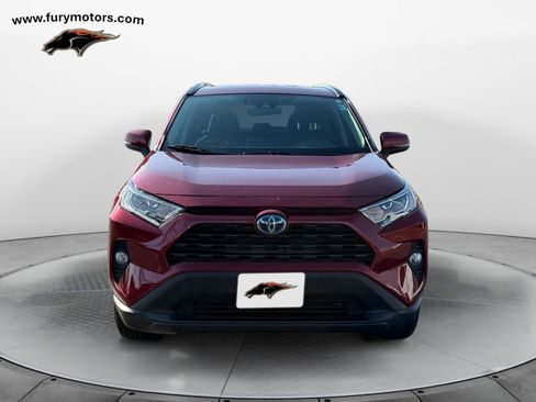 Used 2021 Toyota RAV4 XLE w/ XLE Grade Weather Package image 8