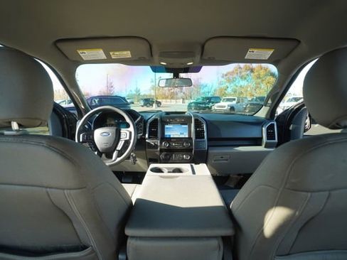 Used 2019 Ford F150 XLT image 22