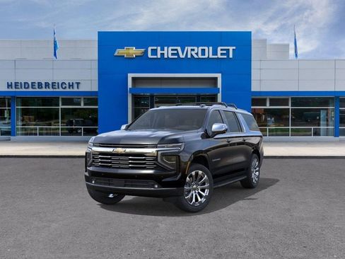 New 2026 Chevrolet Suburban Premier image 8