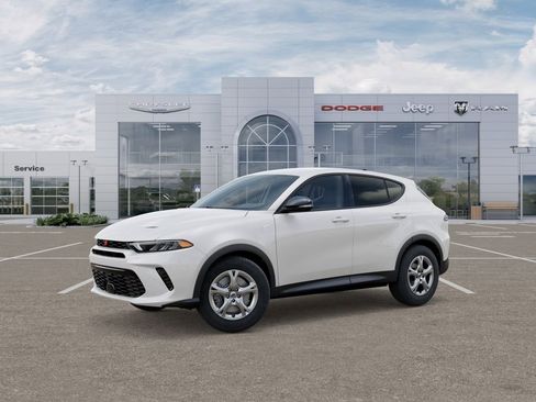 New 2025 Dodge Hornet GT w/ Cold Weather Group image 2